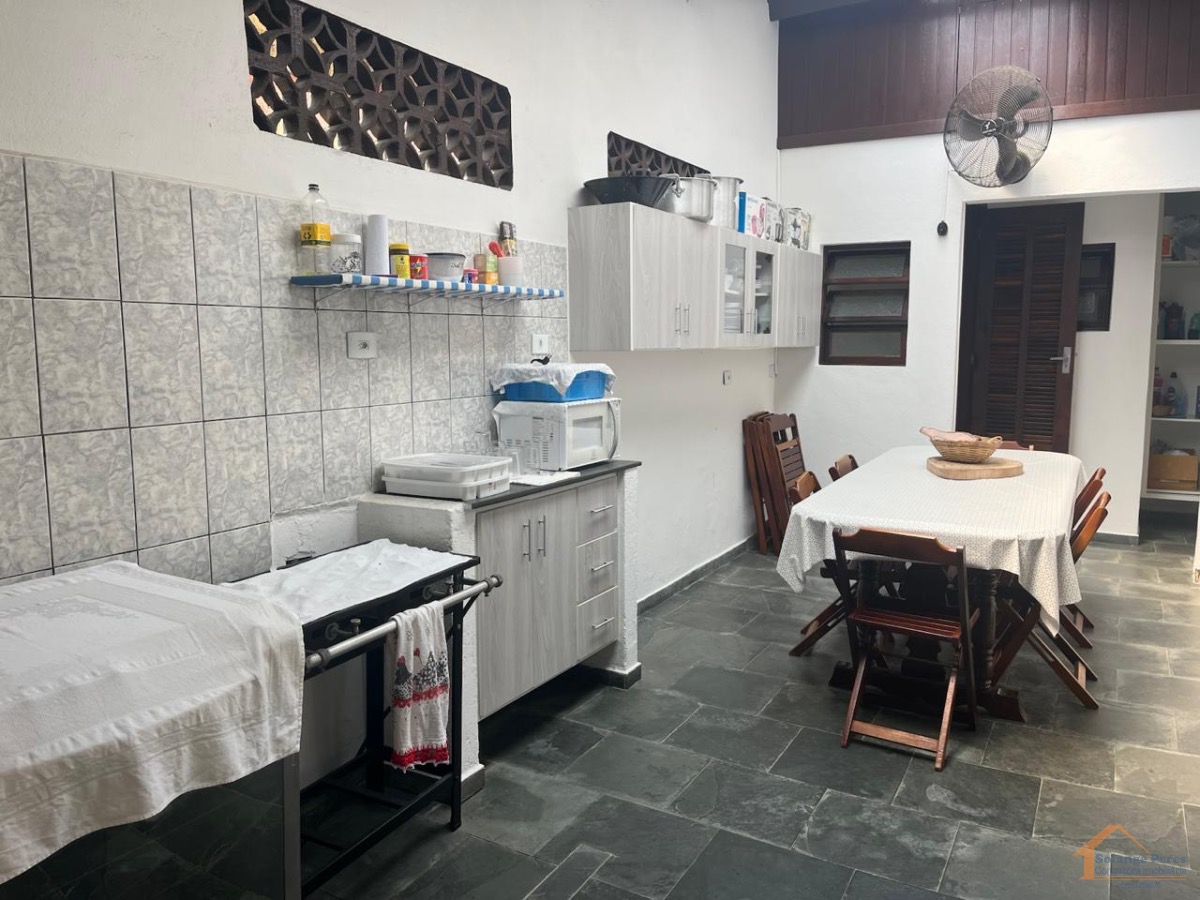 Casa, 2 quartos, 250 m² - Foto 29