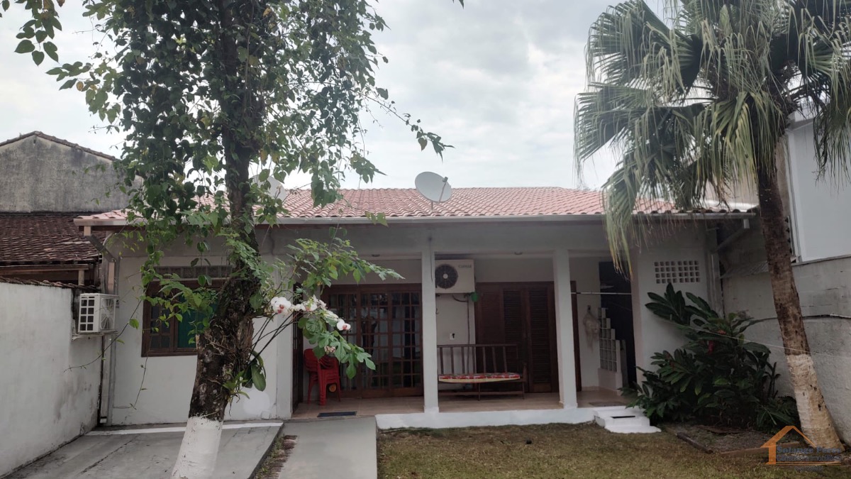 Casa, 2 quartos, 250 m² - Foto 1