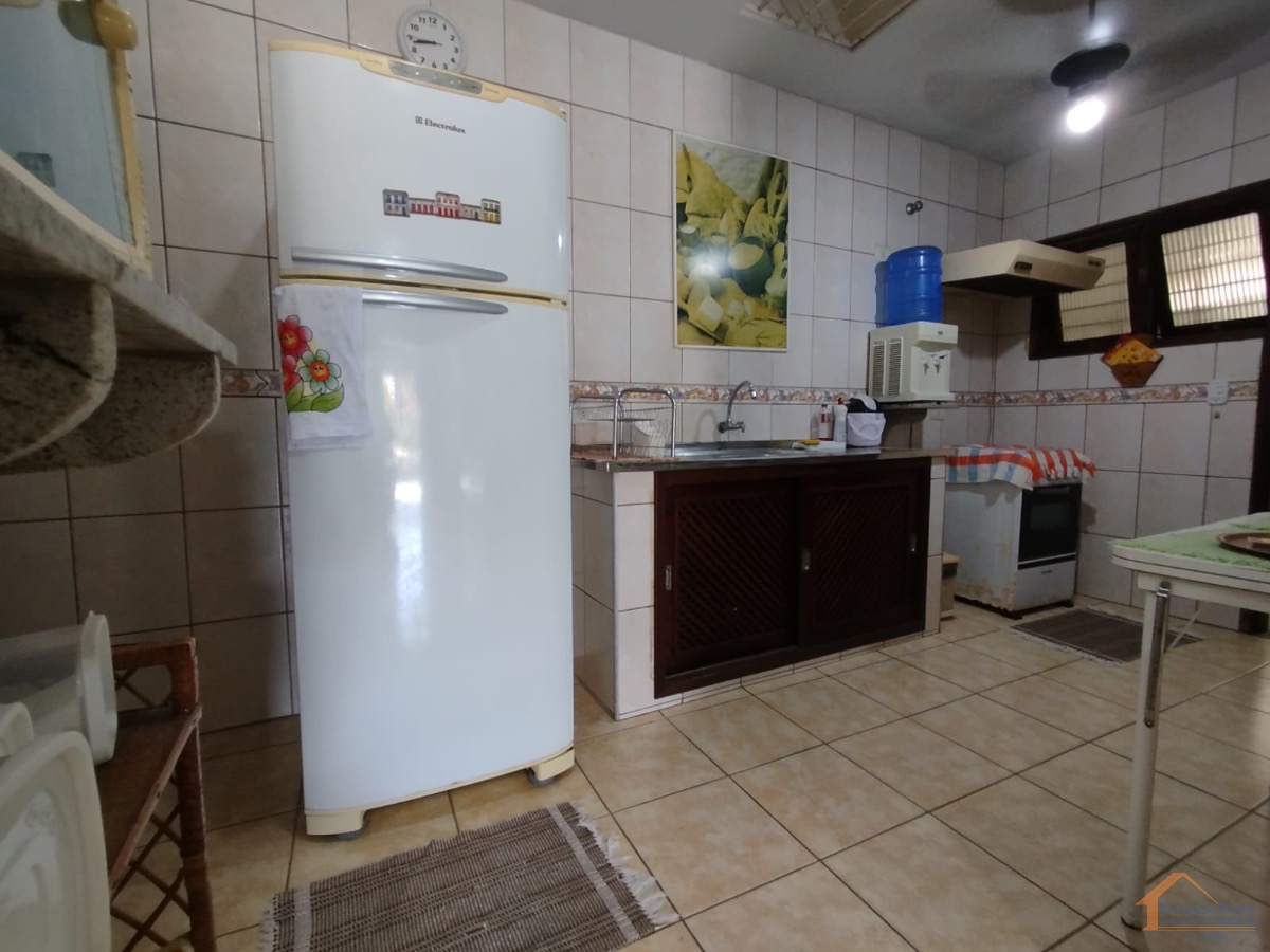 Casa, 3 quartos, 300 m² - Foto 3