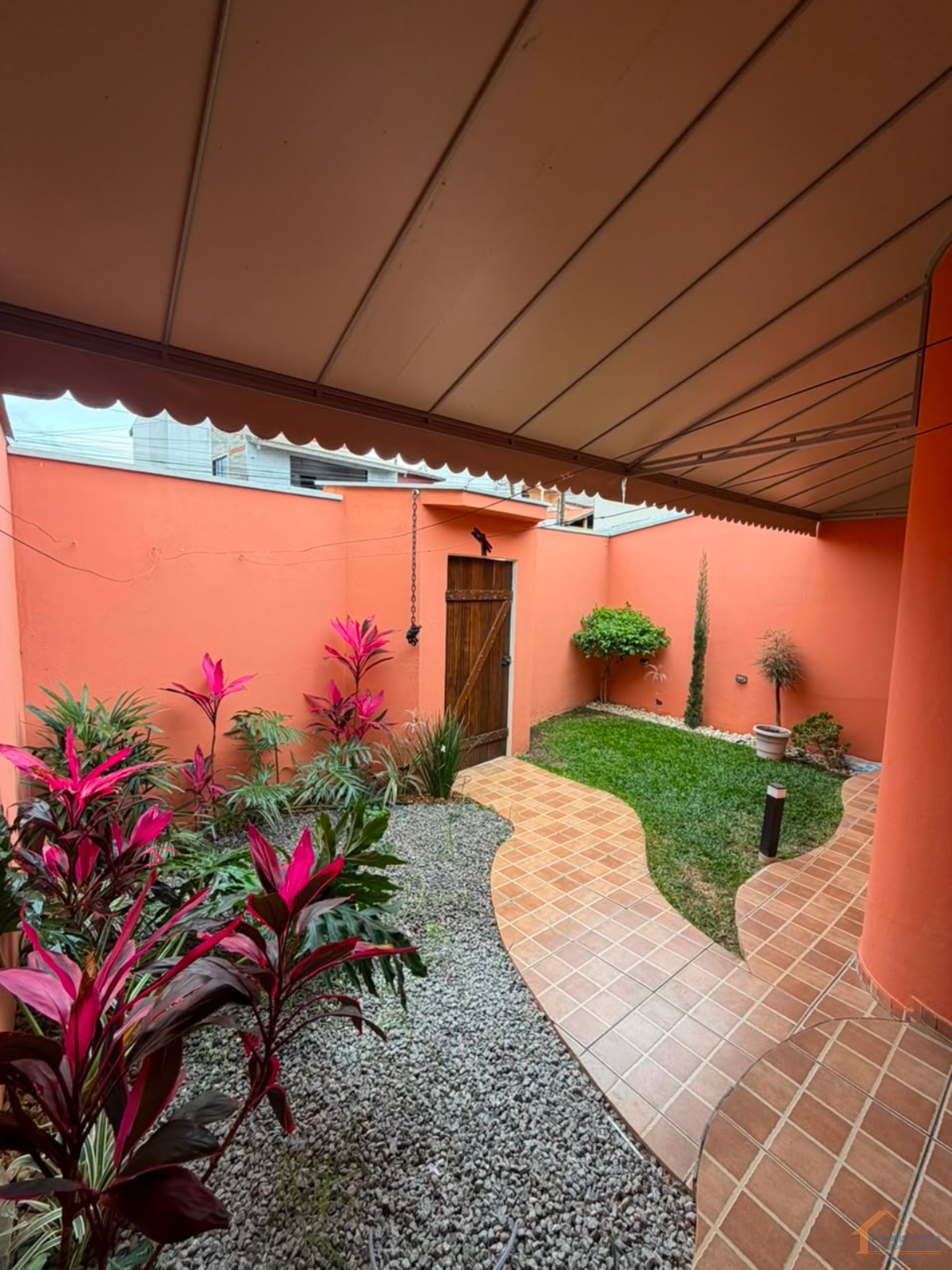 Casa, 3 quartos, 300 m² - Foto 21